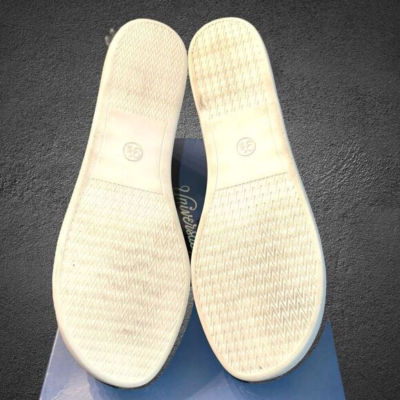 Universal Thread Women’s Size 9.5 Hummingbird Ankle Strap Sandals Black - Picture 6 of 9